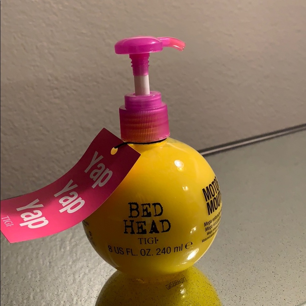 Bed Head TIGI MotorMouth Mega volumizer with gloss